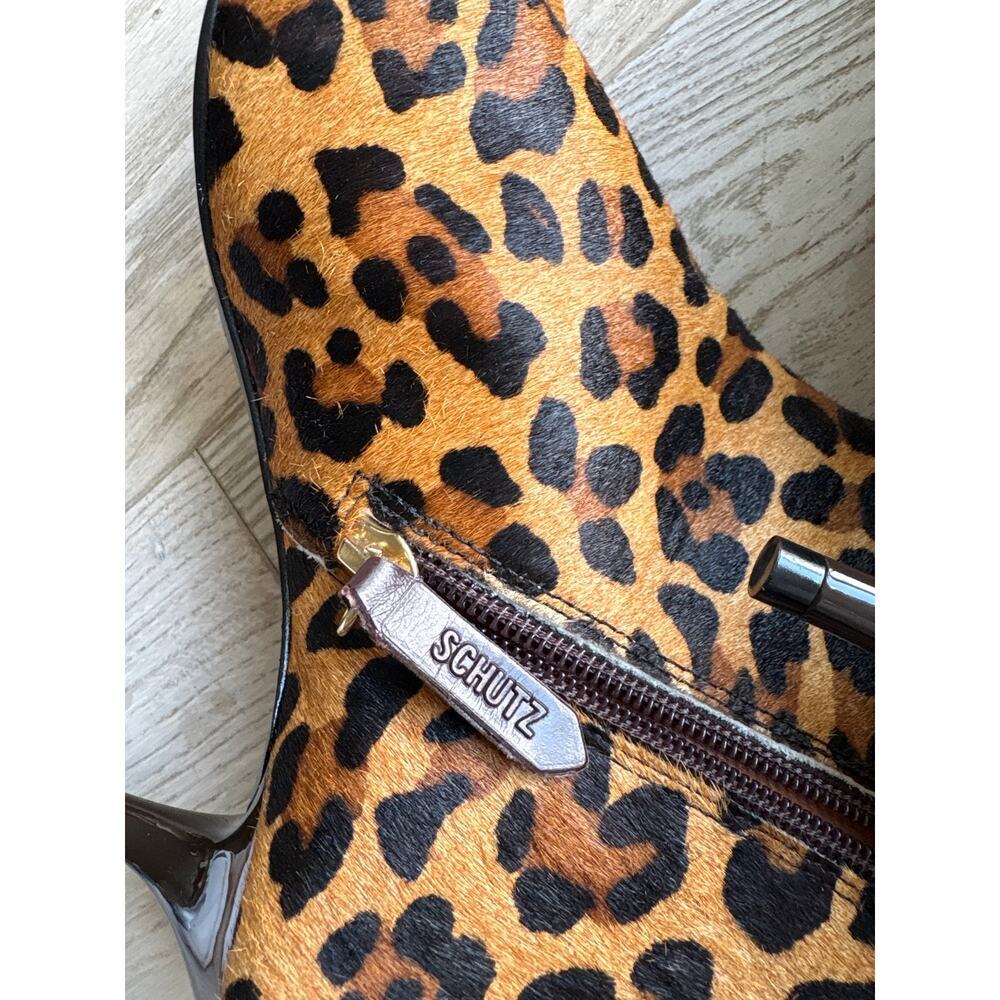 Schutz Leopard Pony Hair Pointy Toe Ankle Boot Side Zip 2" Heel Barely Worn $395 - Picture 7 of 8